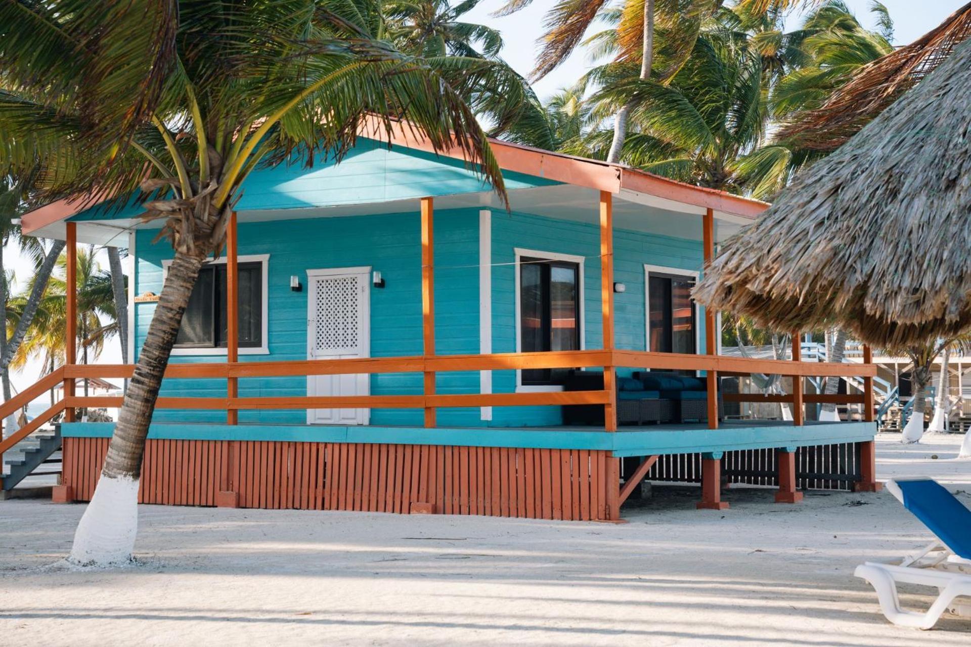 Blue Marlin Beach Resort Dangriga Extérieur photo